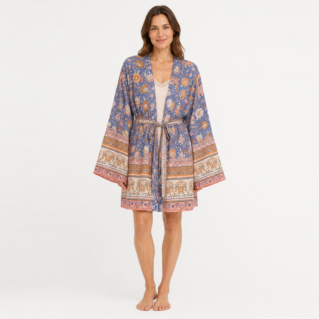 Kimono Court Femme Fleuri Bleu Lavande | Momoka
