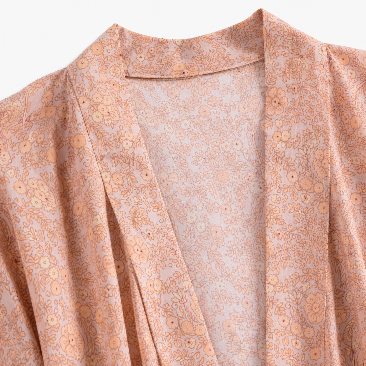 Kimono Femme Japonais Fleuri Pêche Rosée Court | Kaede