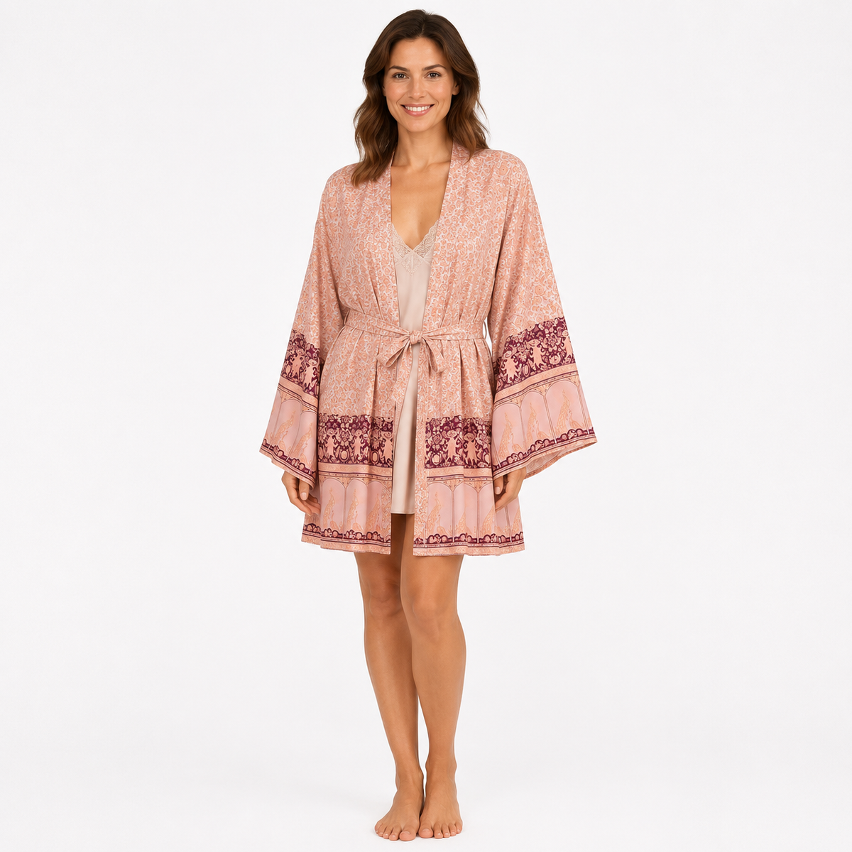 Kimono Femme Japonais Fleuri Pêche Rosée Court | Kaede