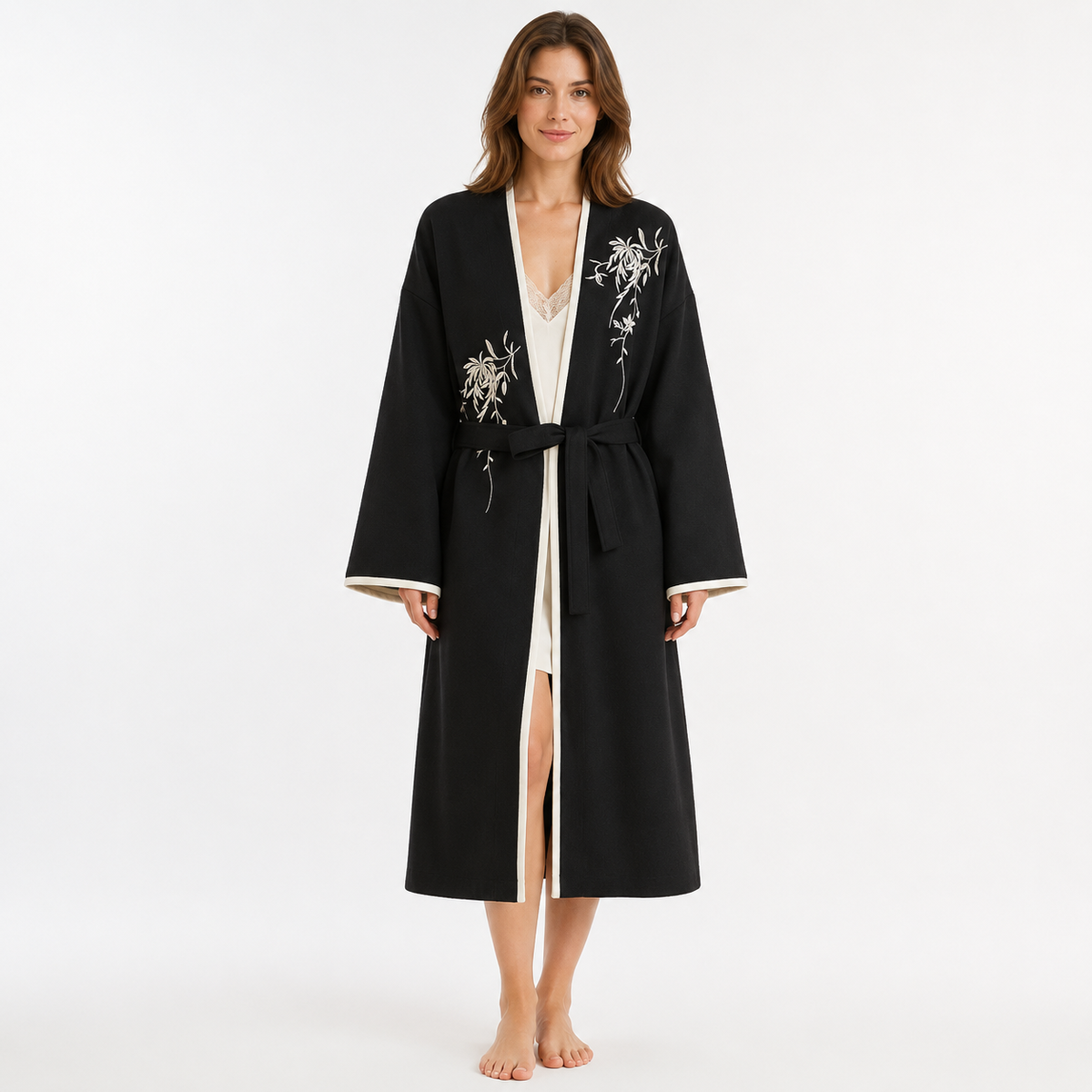 Kimono Femme Long Noir Japonais | Kasumi