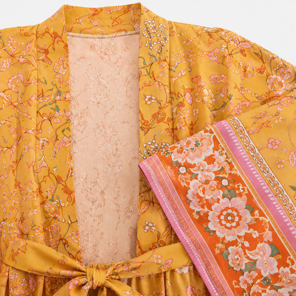 Kimono Femme Mi-long Fleuri Jaune Safran | Mizuha