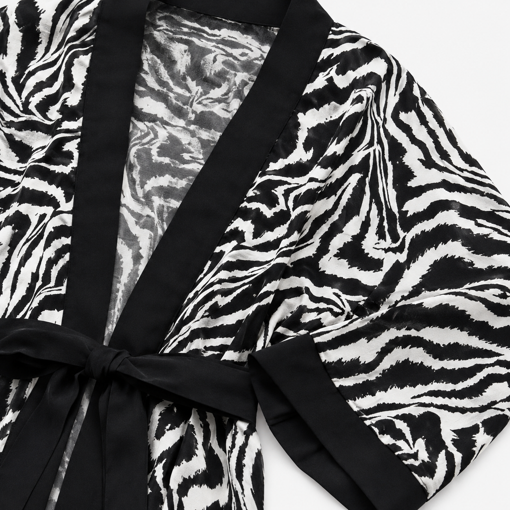 Kimono Long Femme Motif Zébré Noir | Reika