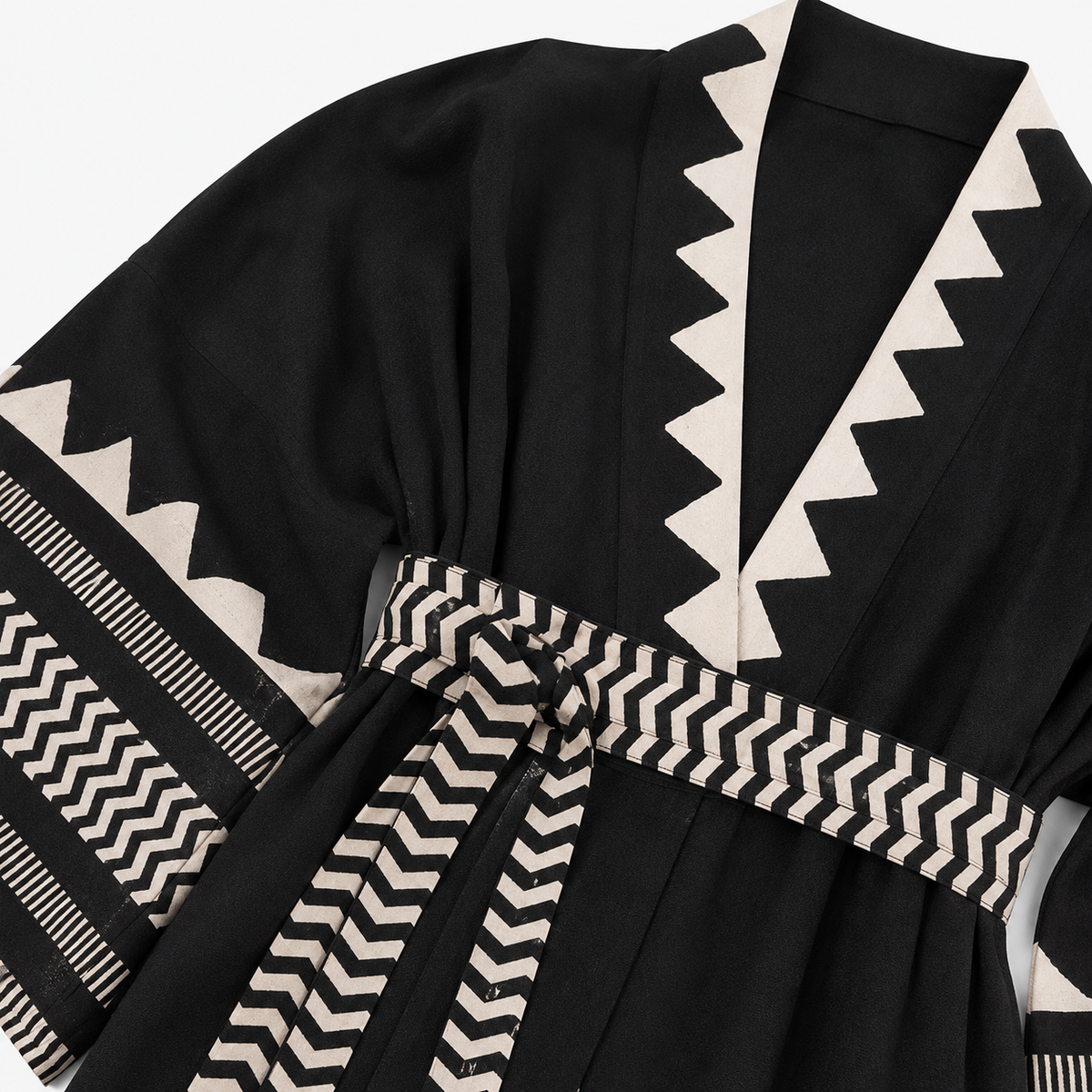 Kimono Long Femme Noir Japonais | Kuroha