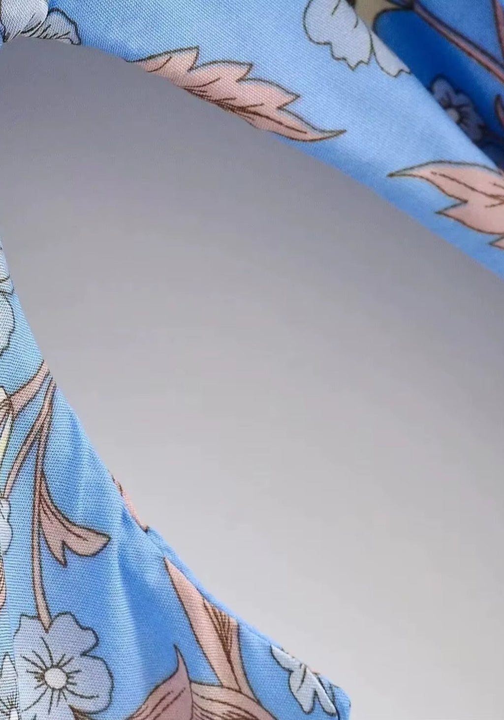 Kimono court bleu à fleurs | Hōseki