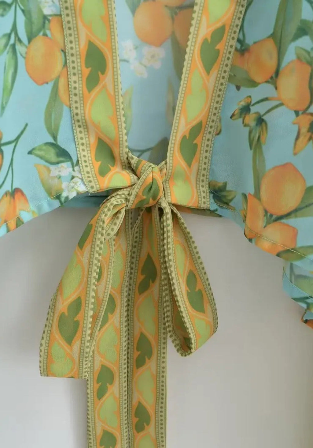 Kimono court bleu cache-cœur bohème